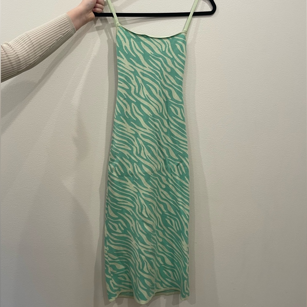 Backless strapy dress